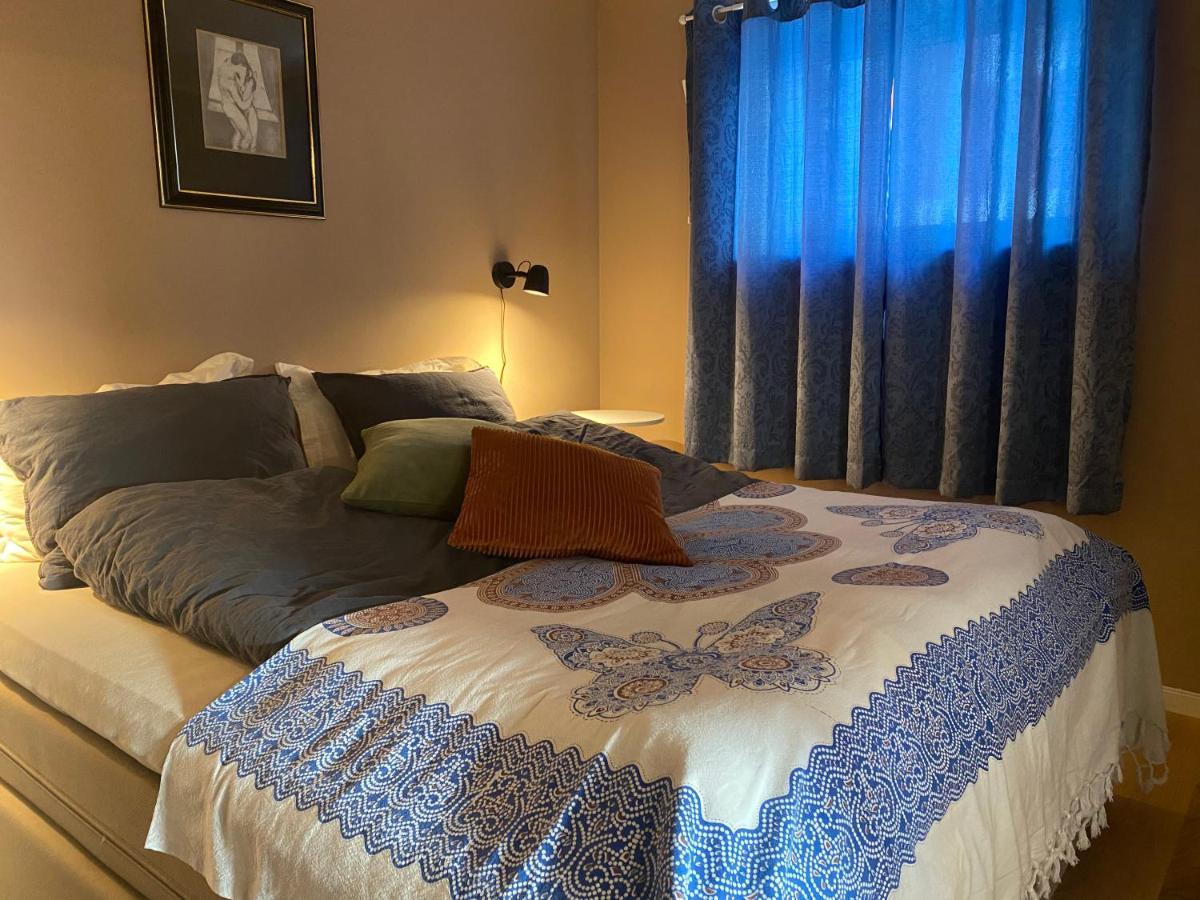 Polar Cozy Apartment - With View And Free Parking トロムソ エクステリア 写真